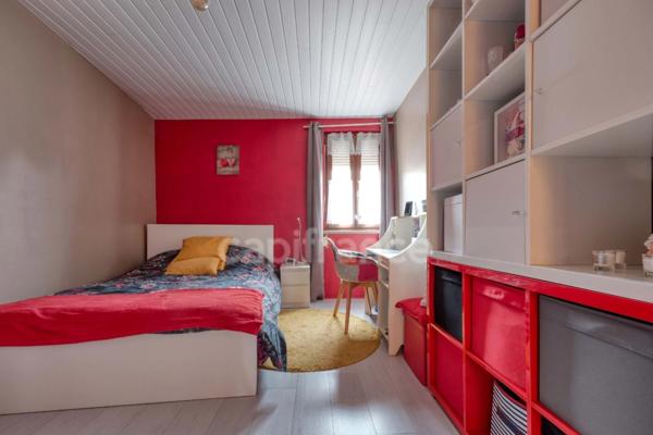 Dpt Yvelines (78), à vendre proximité immédiate THOIRY, Maison 4 pièces