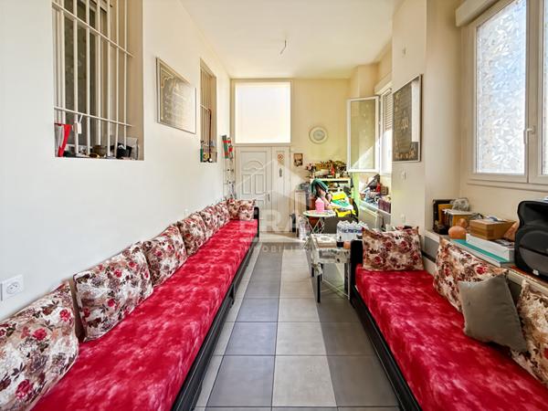 BATIMENT HISTORIQUE ENTRE L'ESTAQUE ET LE VIEUX-PORT