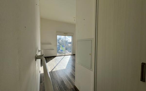 Appartement à vendre    3 pièces • 59,99 m2 Carhaix-Plouguer