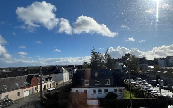 Appartement à vendre    3 pièces • 59,99 m2 Carhaix-Plouguer