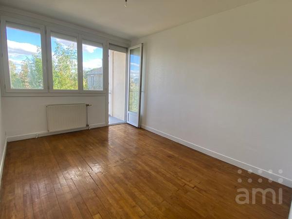 Appartement Niort 3 pièces -75 m2