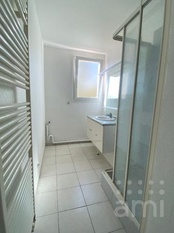 Appartement Niort 3 pièces -75 m2