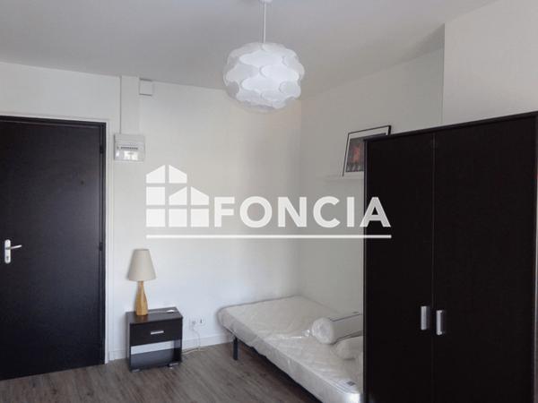 Location Studio meublé 13.7 m² - 8 RUE GAMBETTA Poitiers 86000