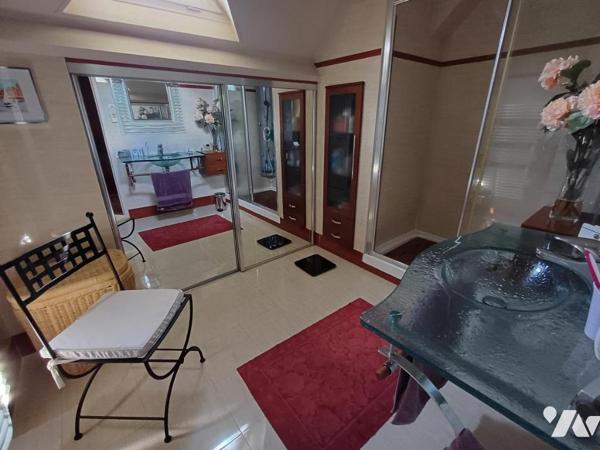 VALLÉE SAINT BLAISE - Pavillon familial d'une très belle superficie