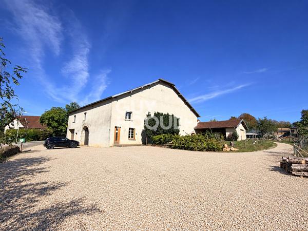 Appartement  98 M2 Jardin et Garage