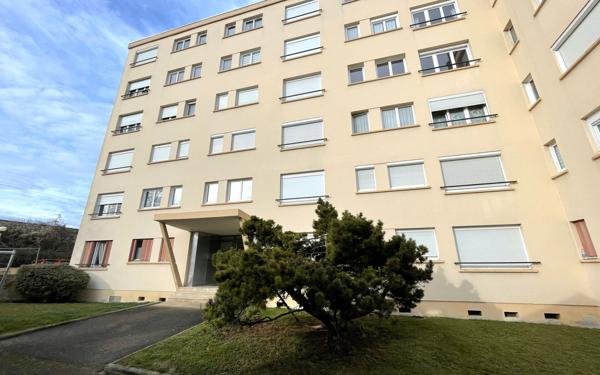 Appartement à vendre    2 pièces • 43,72 m2 Reims