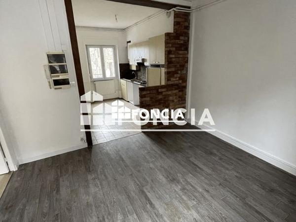 Location Appartement 2 pièces 37.6 m² - 2 RUE DE MESSEI Flers 61100