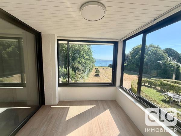 Appartement rénové avec vue mer