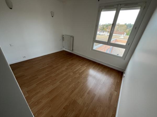 Appartement à louer |  Beynes |  4 pièces | 81 m²
