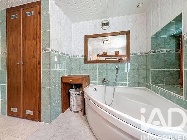 Maison à vendre 6 pièces 170 m² Taninges