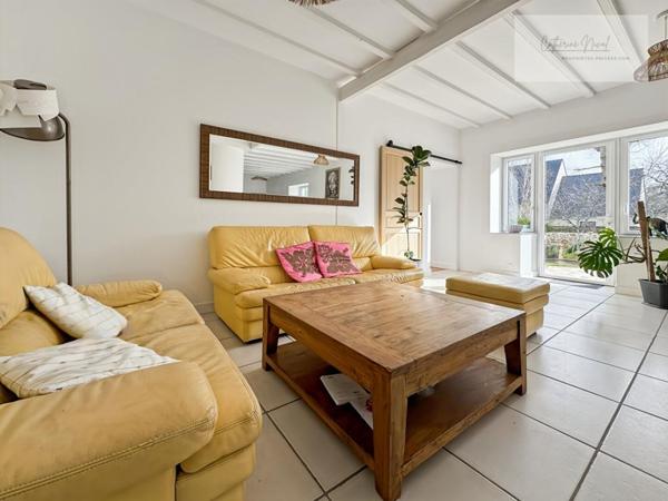 MAISON FAMILIALE divisée en 2 habitations  260 m² .Terrain 2 700 m² .Guérande