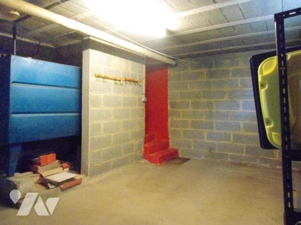 maison 91,30 m² cuis SAM SDE WC 2 chbres garage atelier cuis. pelouse. fioul.