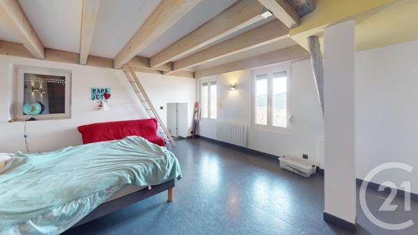 Appartement F4 à vendre  4 pièces - 132,96 m2 MORTEAU - 25