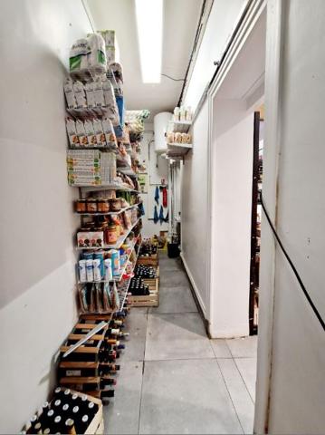 Fonds De Commerce - 120 m²