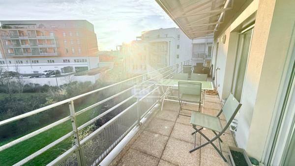 Appartement 4 chambres à vendre à Annecy - Dernier étage avec garages et terrasses