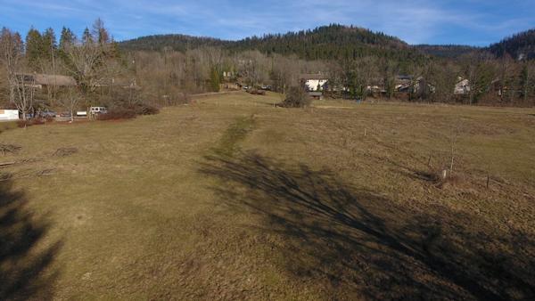 Dpt Ain (01), à vendre HAUTEVILLE LOMPNES terrain