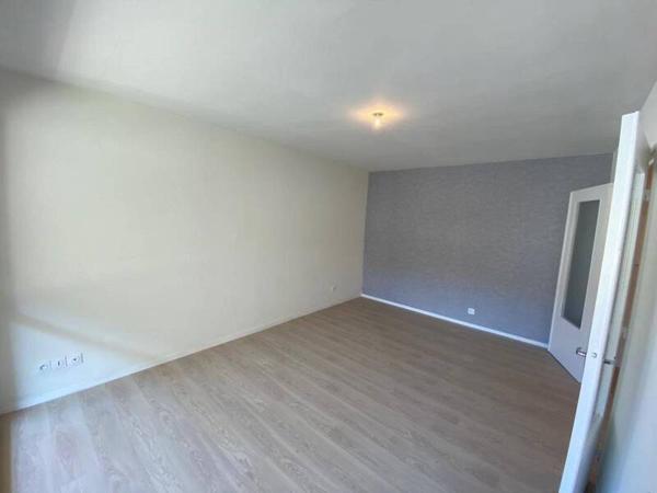 Appartement 3 pièces                                        - 42000 Saint-Étienne Réf : 12554