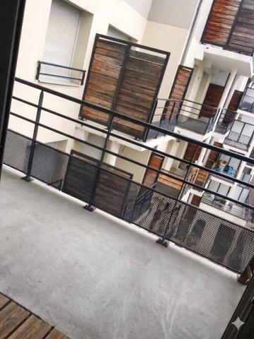Appartement 1 pièce                                        - 42000 Saint-Étienne Réf : 12772