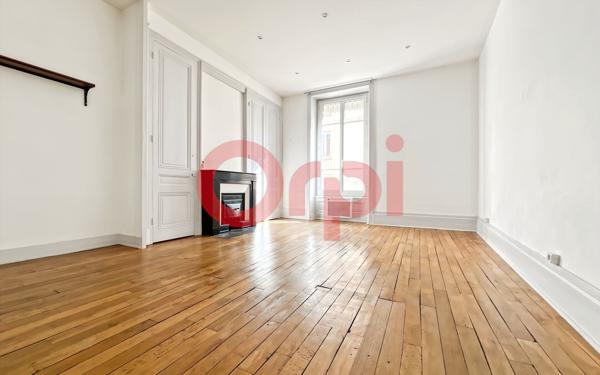 Appartement à vendre    2 pièces • 60 m2 Lyon 8