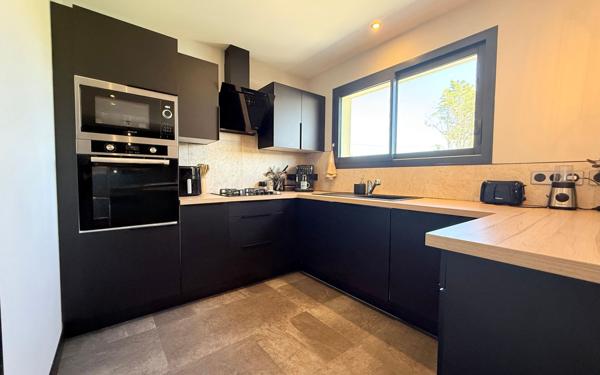 Maison à vendre    4 pièces •  Aire-sur-l'Adour