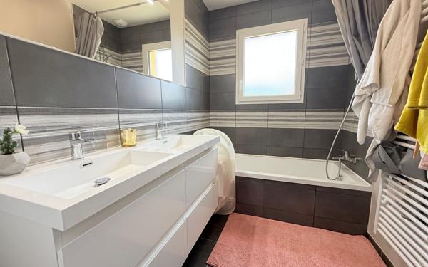 Maison à vendre    4 pièces •  Aire-sur-l'Adour