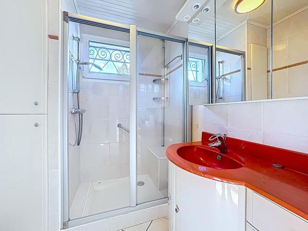 A deux pas du tramway et de la voie verte