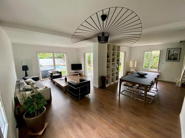 Maison 5 pièce(s) 4 chambre(s) 148 m²