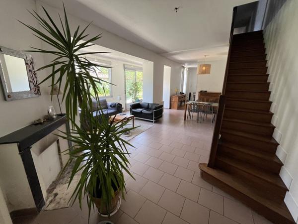 Maison à vendre 101 992 € Vierzon 4 p 139 m² DPE D