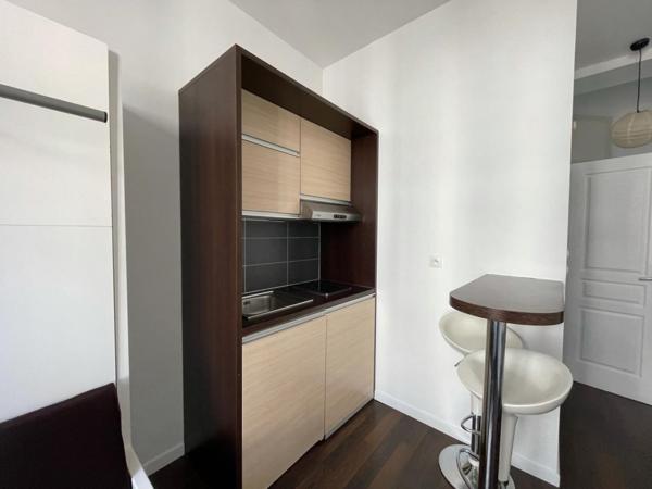 A LOUER : T1 à LILLE • • 570 € CC • Réf. G198-02