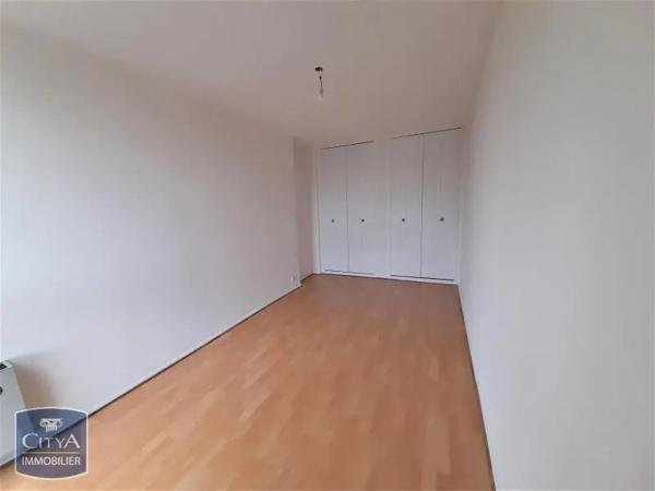 Appartement à louer 3 pièces 77.31m²