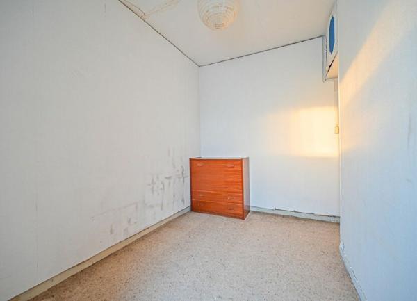 Appartement à vendre    1 pièce • 9,05 m2 Paris 12