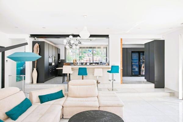 La Cadière d'Azur 83740 / Maison / Terrain / Piscine / Garage