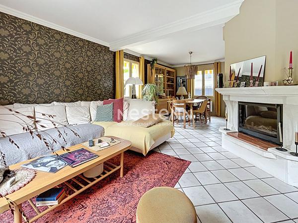 Maison à vendre sur la commune de L'Isle Adam - 5 chambres 7 pièce(s) 155.62 m2