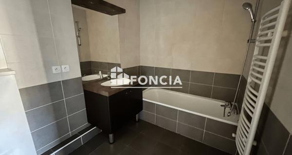 À vendre Appartement 2 pièces 37 m² - Ville-la-grand 74100