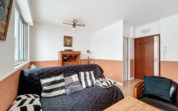 Appartement à vendre    2 pièces • 40,20 m2 Suresnes