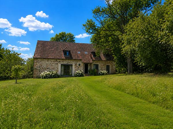 Maison à vendre à La Celle-Dunoise (23800) - Creuse