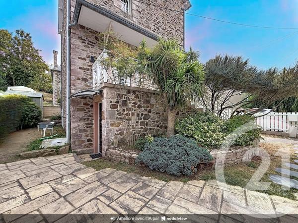 Maison à vendre  5 pièces - 153,88 m 2   PLENEUF VAL ANDRE  - 22