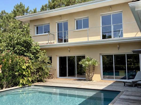 Maison 850 000 € Lège-Cap-Ferret 5 p 184 m² DPE B