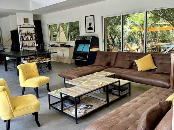 Maison 850 000 € Lège-Cap-Ferret 5 p 184 m² DPE B