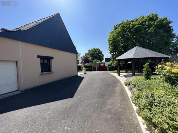 Achat - Maison Châteaugiron 35410 8 pièces 160 m 2 1650 m 2