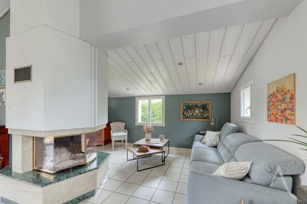 Maison Montaigu Vendee 6 pièce(s) 142 m2