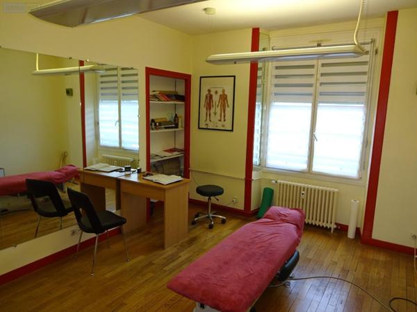 Appartement à vendre à Fougères en Ille-et-Vilaine (35300), ref : 036/790   
CENTRE VILLE