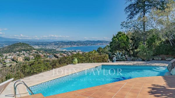 Exclusivité – Maison d’Architecte Style Couellle vue mer et Estérel