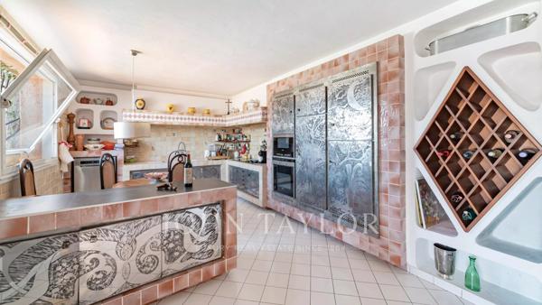 Exclusivité – Maison d’Architecte Style Couellle vue mer et Estérel