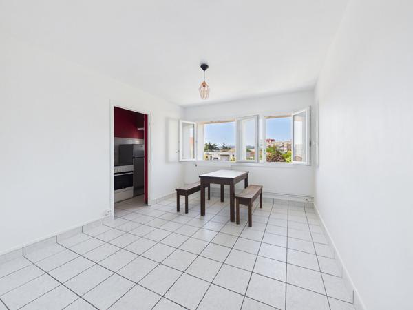 Appartement rénové T4 - 60 m2 quartier Montplaisir