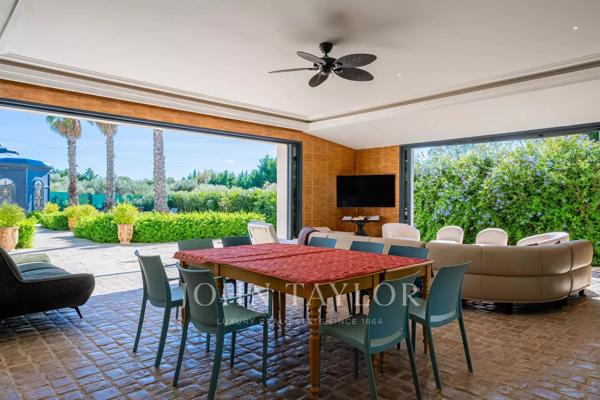 Luxueuse villa meublée ou non meublée à louer à Aix-en-Provence avec dépendances : Evasion et élégance au coeur de la Provence