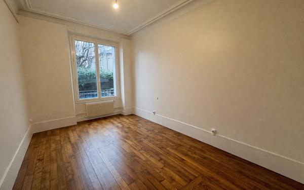 Appartement à louer    4 pièces • 80,11 m2 Le Perreux-sur-Marne