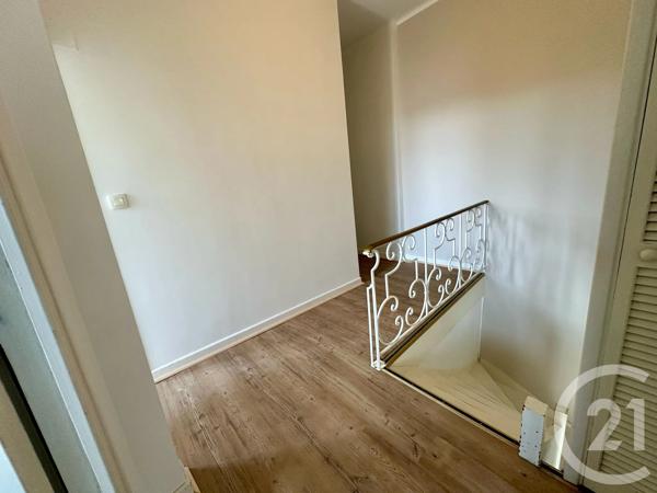 Maison à vendre  7 pièces - 169,64 m 2   FOUGERES  - 35