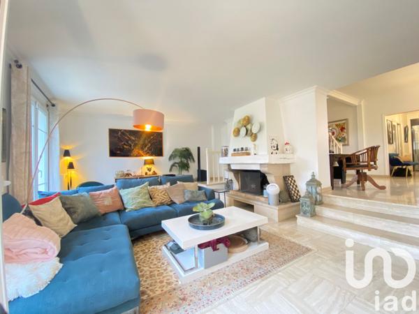 Maison à vendre 6 pièces 143 m² Brie-Comte-Robert