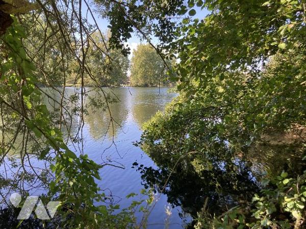 Domaine de pêche avec camping gîte et maison principale